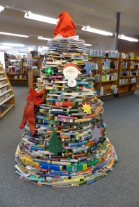 Bücherei Lauenburg Bücher-Weihnachtsbaum